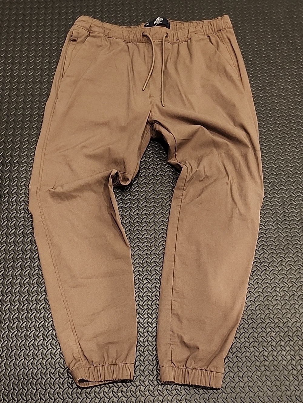 Hollister Men's Jogger Pants in Taupe Brown Size L